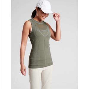 Athleta oxygen two toned olive green cutout tank top size XS